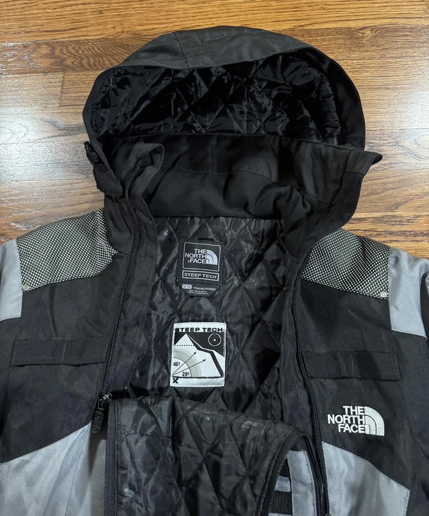 Women's The North Face Steep Tech Black / Grey Jacket (Size